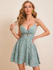 Daisy Dreams: Twist Peekaboo Front Tie Back Floral Sundress