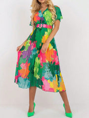 Blooming Beauty: Women's Botanical Print Pleated Short Sleeve Dress
