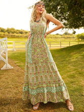 Chic and Comfortable: Women's Daily Printed Woven Dress