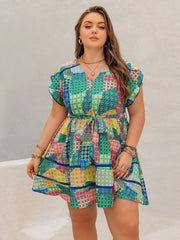 Bohemian Paradise: Printed Plus Size Women's Vacation Dress