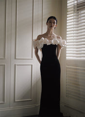 SLIT MIDI DRESS IN BLACK AND WHIRT