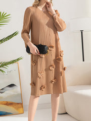 Pleated Solid Color V-Neck Nail Flower Loose Mid-length Midi Dress