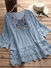 Plus Size Elegant Blouse, Women's Plus Floral Appliques Contrast Guipure Lace Short Sleeve Tie Neck Top