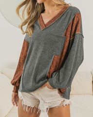 Colorblock Exposed Seam V-Neck Top