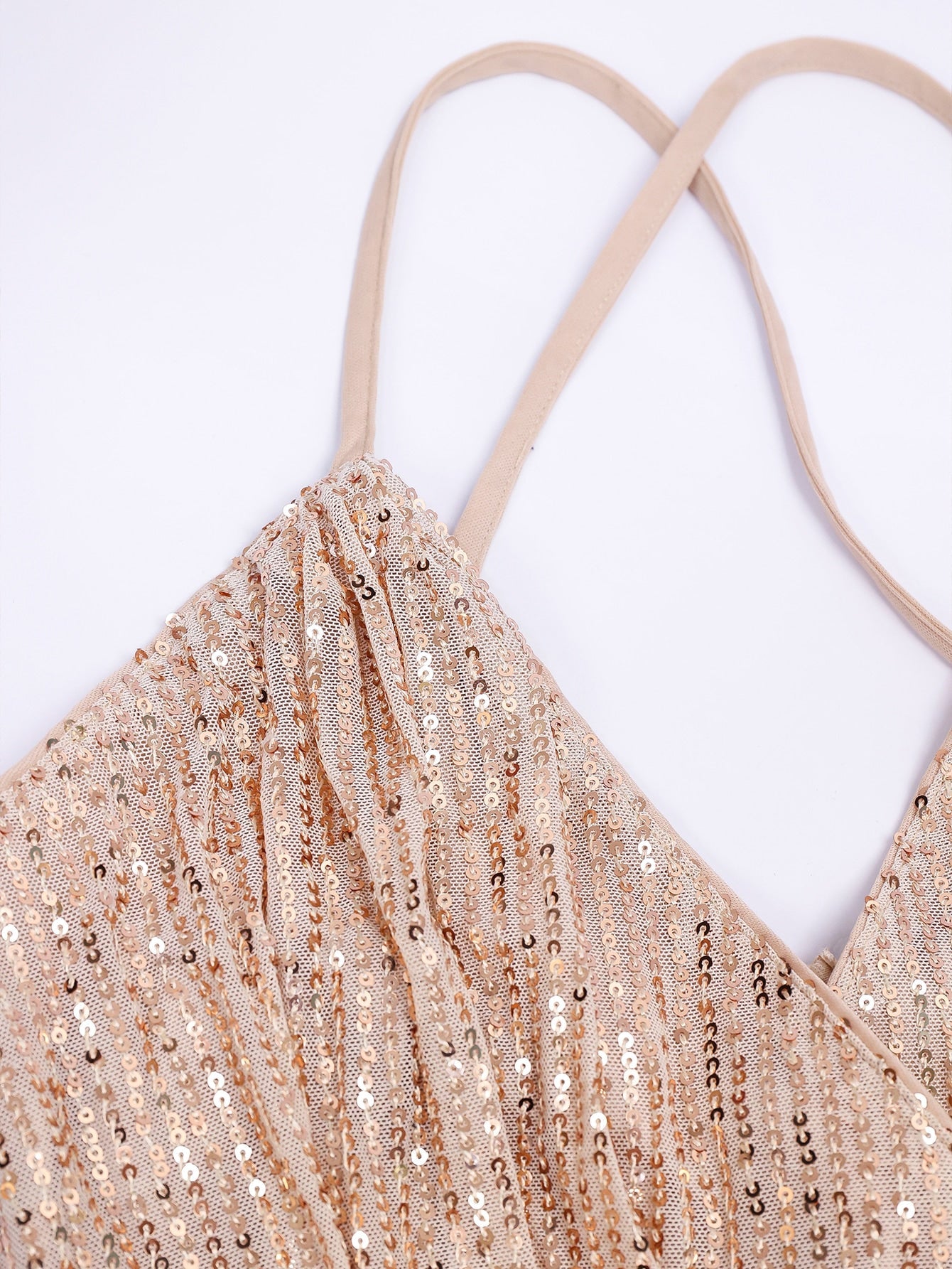 Sparkle and Shine: Dazzling Backless Sequin Party Dress