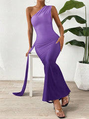 Chic and Elegant: Asymmetric Neckline Sleeveless Dress