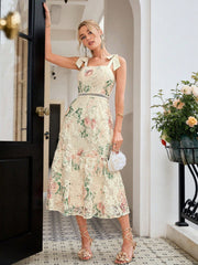 Floral Fantasy: Women's Elegant Lace Fish Tail Dress for Summer