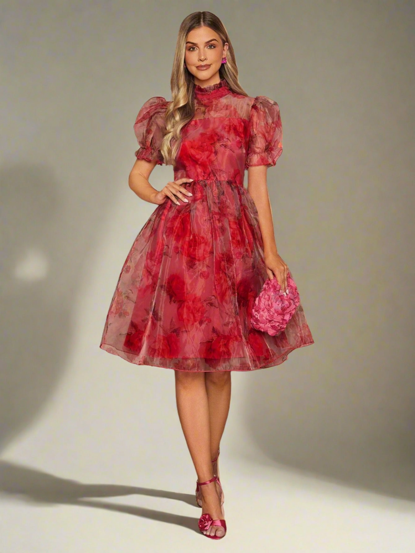 Floral Finesse: Elegant Puff Sleeve Dress for Spring/Summer