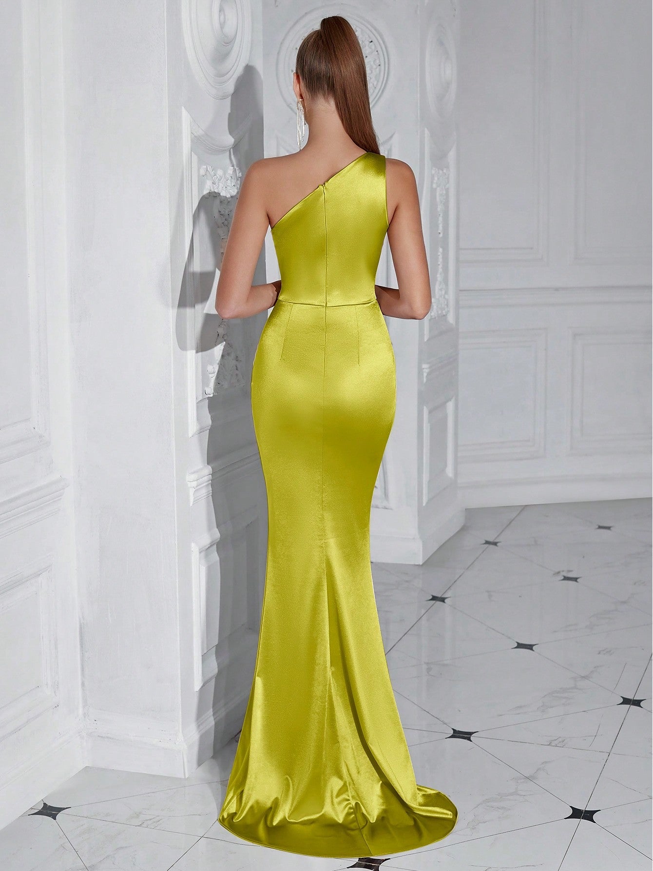 Sophisticated Glamour: Shoulder Pleated High Slit Cocktail Party Prom Dress