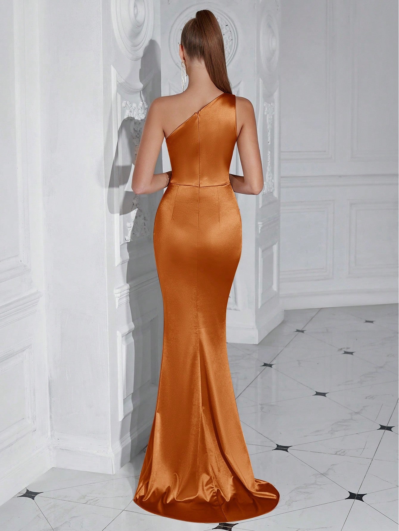 Sophisticated Glamour: Shoulder Pleated High Slit Cocktail Party Prom Dress