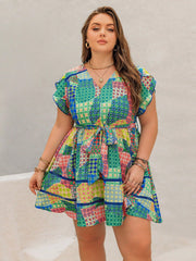 Bohemian Paradise: Printed Plus Size Women's Vacation Dress