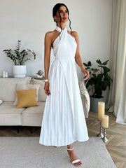 White Elegance: The Perfect Dress for Dating, Weddings, and Afternoon Tea