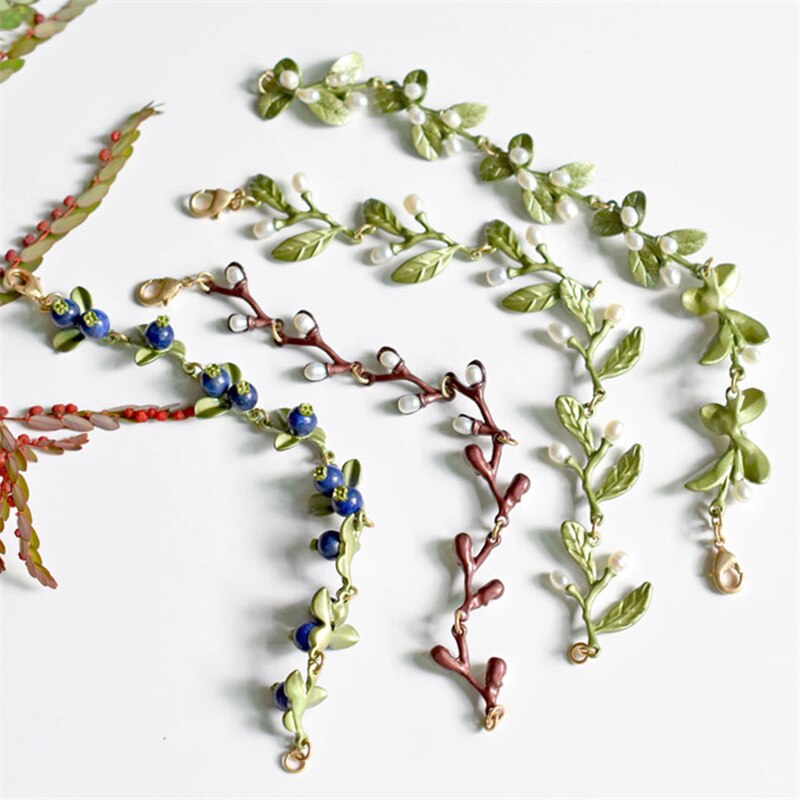 Goblincore Blueberry Pearl Bracelet