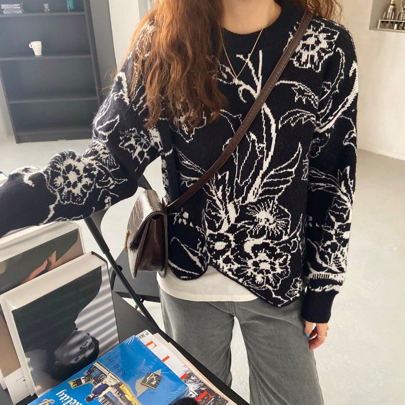 Irregular Retro Fashion Floral Sweater