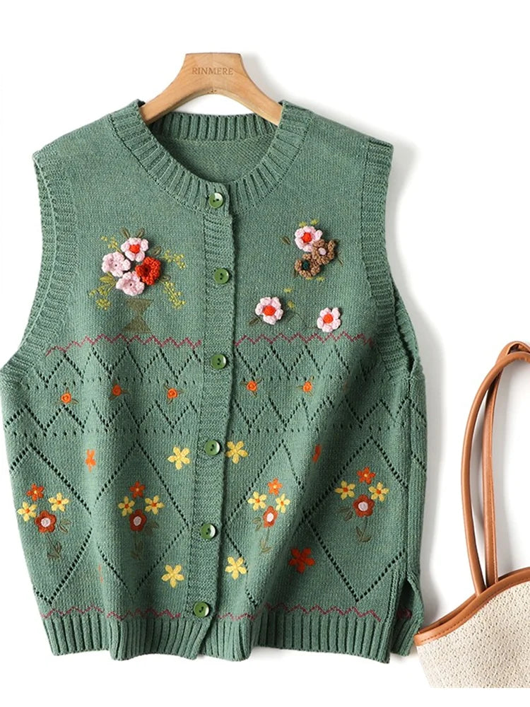 Blossom Array Knit Collection