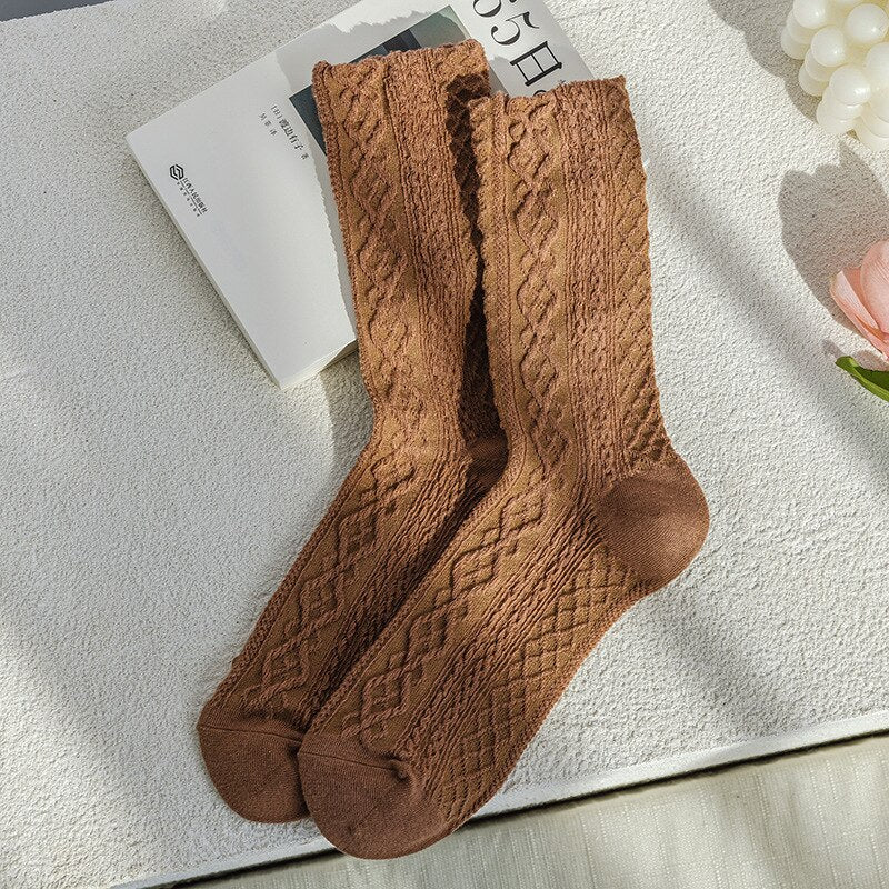 Asymmetric Retro Jacquard Socks
