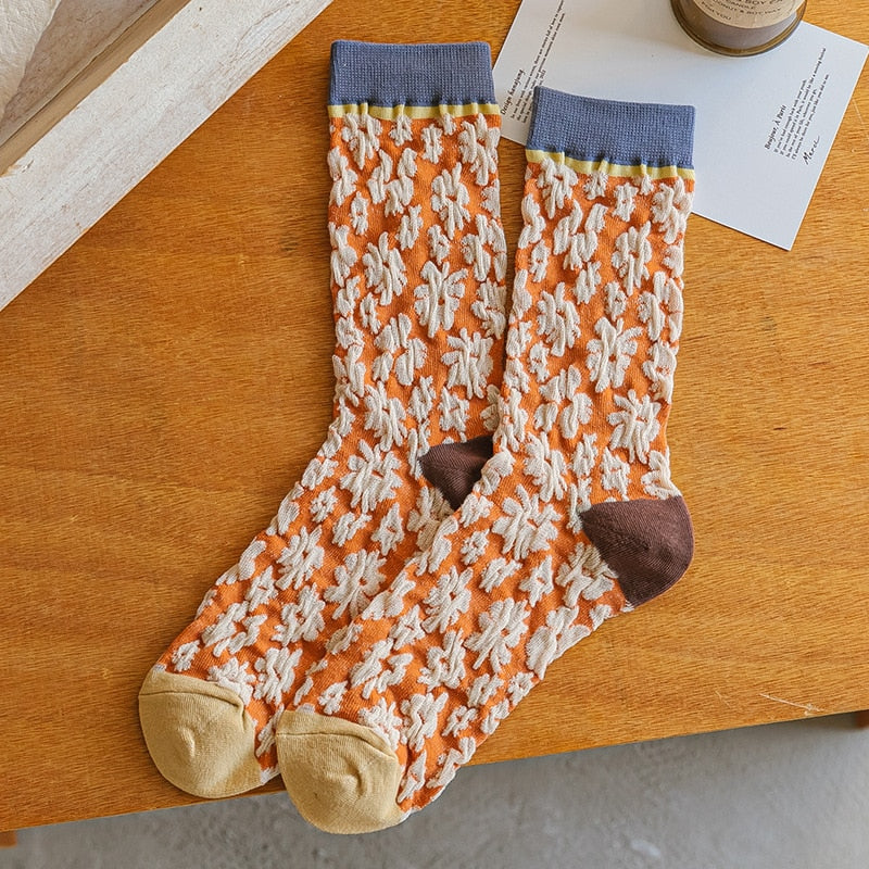 Asymmetric Retro Jacquard Socks