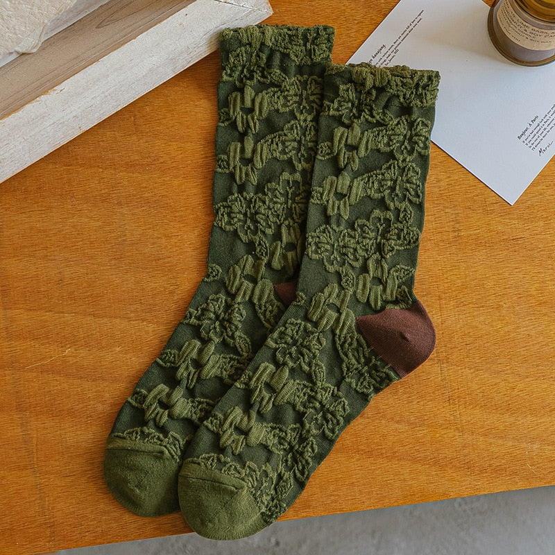 Asymmetric Retro Jacquard Socks