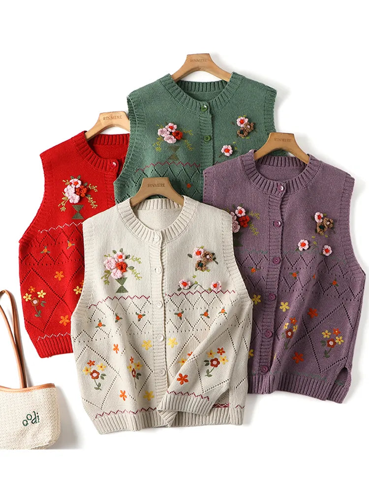 Blossom Array Knit Collection