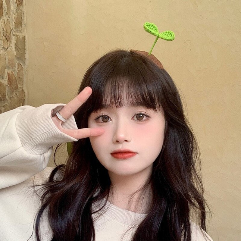Goblincore Hand-Woven Grass Hairpin