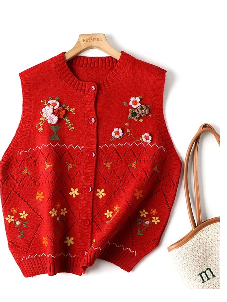 Blossom Array Knit Collection