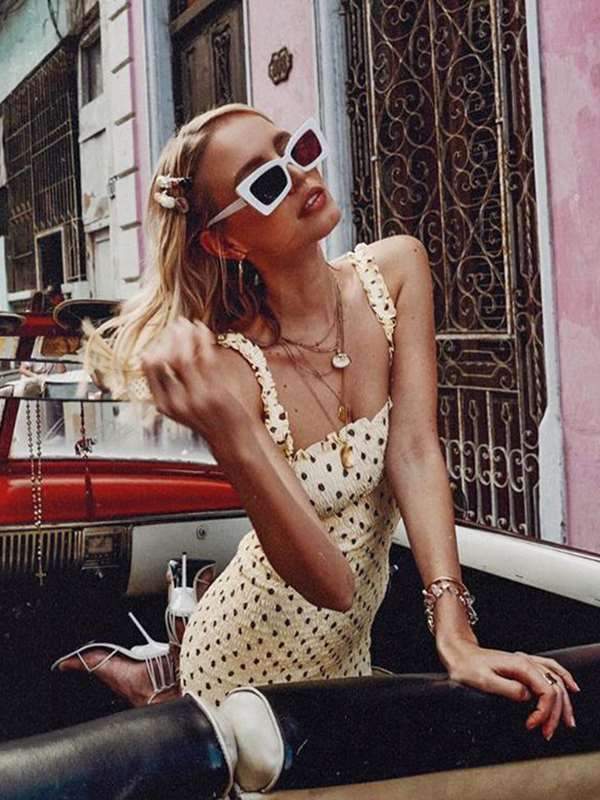 Fashion Wooden ear sling pleated polka dot vacation dress